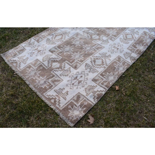 1970s Distressed Turkish Oushak Handwoven Rug 3′8″ × 6′3″ For Sale - Image 9 of 13