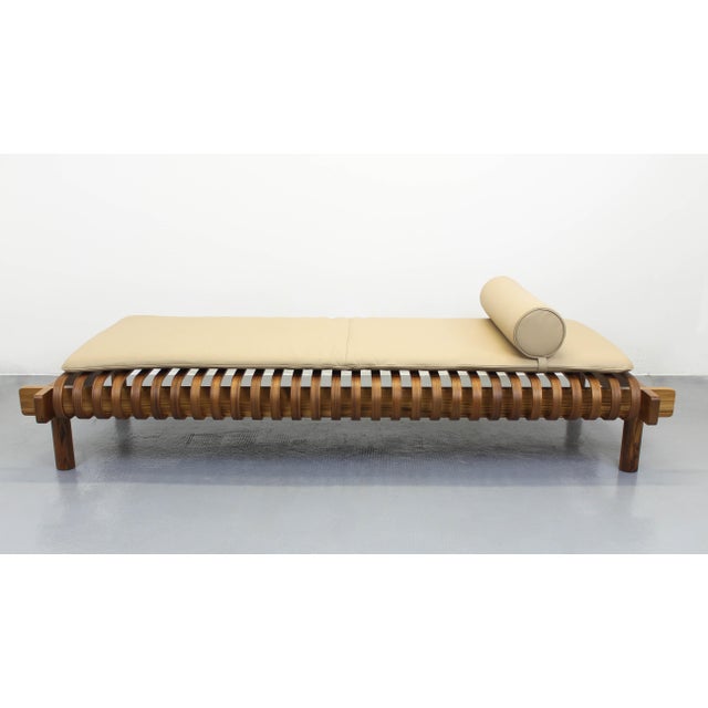 Chaise Lounge by Le Corbusier for Cassina, 2010s, in Flawless conditions. Designed 1920 to 1949 This piece has an...