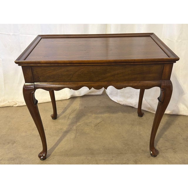 Wood 1981 Ethan Allen Georgian Court Queen Anne Cherry Tea Table With Pull Out Trays For Sale - Image 7 of 7
