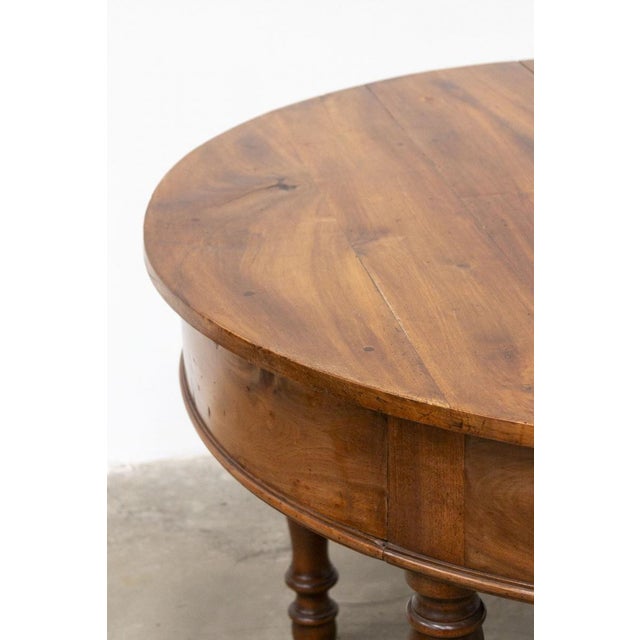 Round Table in Walnut Wood For Sale - Image 4 of 12