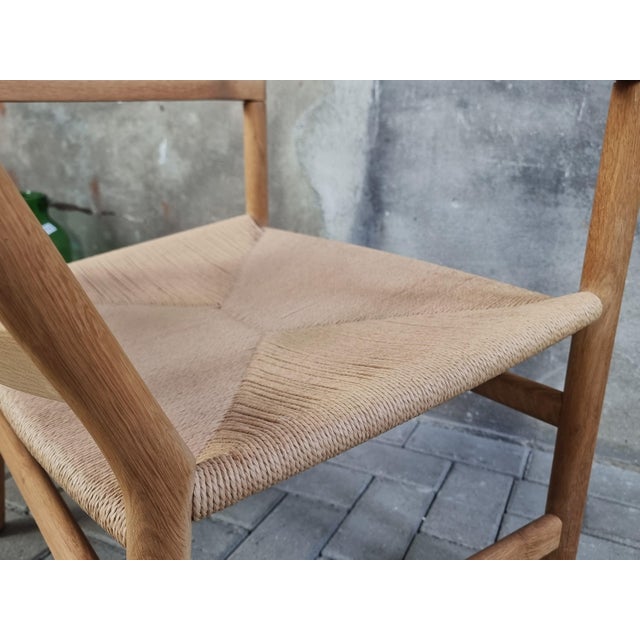 Danish CH44 Easy Chair in Oak by Hans Wegner for Carl Hansen & Søn, 2000s For Sale - Image 15 of 18