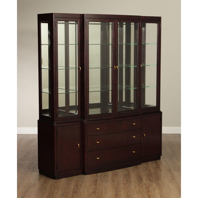 High Quality American Made Thomasville Display China Cabinet Constructed With A Rectangular Case Featuring Glass Paneled...