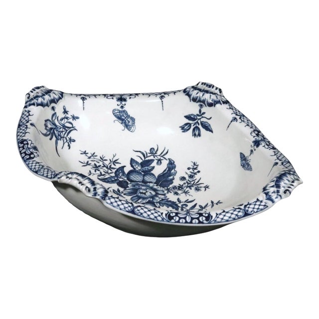 First Period Worcester Porcelain Pine Cone Pattern Shaped Basin For Sale