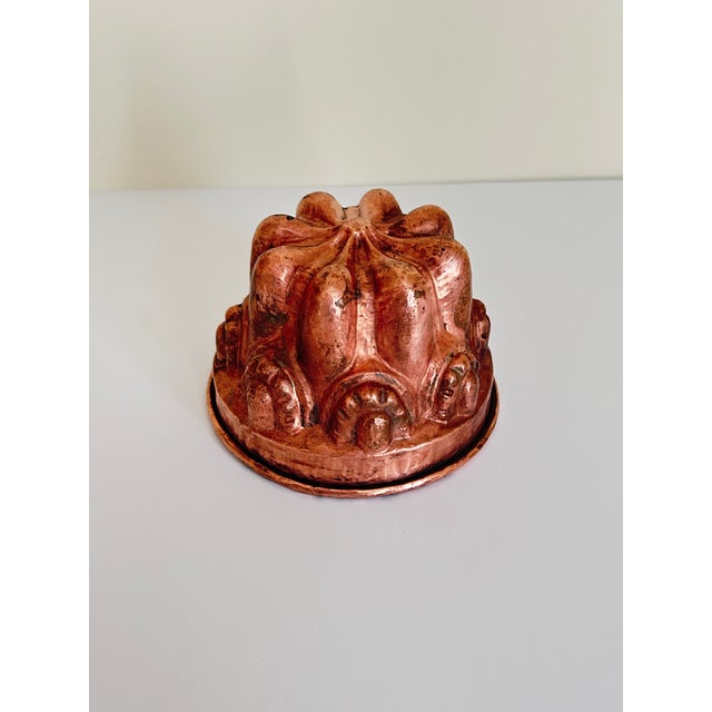 Traditional Antique German Copper Kugelhopf Pan For Sale - Image 3 of 7