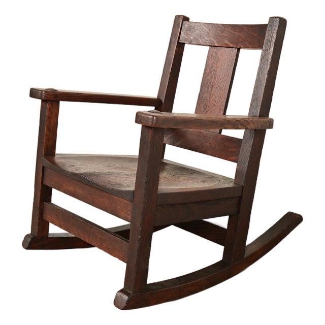 Limbert Antique Mission Oak Arts & Crafts Child's Rocking Chair, Circa 1910 For Sale