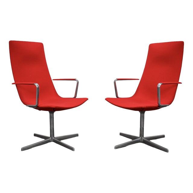 Catifa 70 Swivel Lounge Chairs by Arper, Italy, 2000s, Set of 2 For Sale
