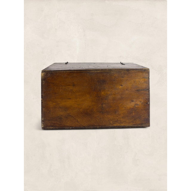 Wood Early 20th Century Antique English Oak Lidded Storage Box With Green Baize Lining For Sale - Image 7 of 7