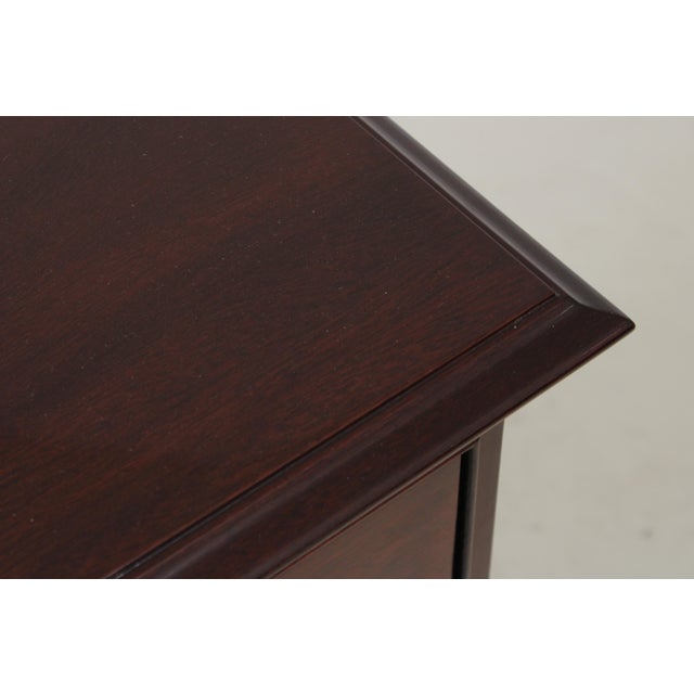 Kindel Mahogany Block Front Goddard For Sale - Image 10 of 15