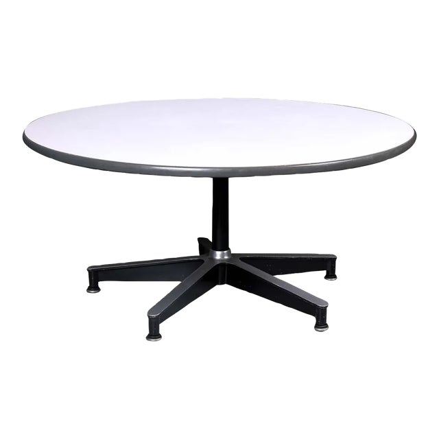 Mid 20th Century Round Coffee Table Charles Eames Herman Miller For Sale