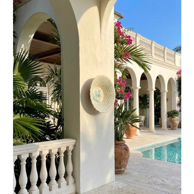 Ceramic Spanish Fajalauza Ceramic Lebrillo With Emerald Green Avian Motif For Sale - Image 7 of 8