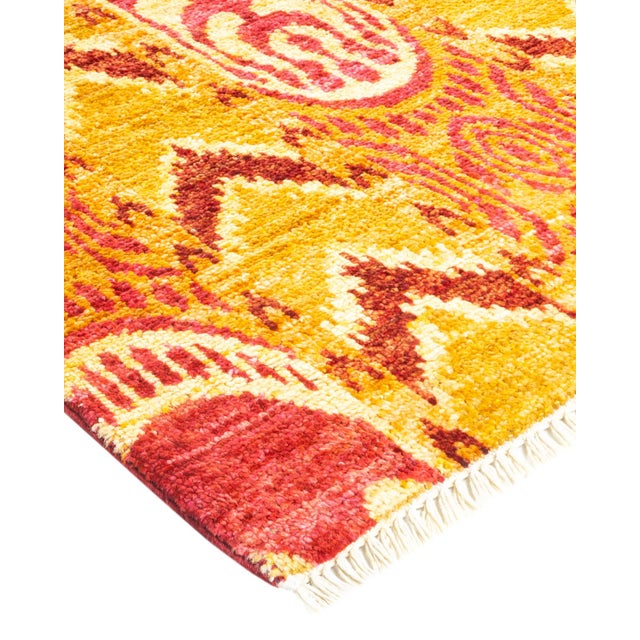 Fresh, spirited, and above all, luxurious, the rugs of the Modern collection can invigorate a traditional room as...