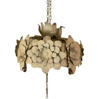 Mid-Century Mexican Tole Floral Off-White Flower Swag Lamp with Medallion for Ceiling Plug in With Chain For Sale