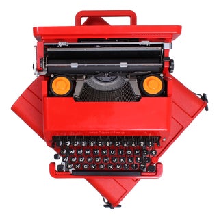 Valentine Red Typewriter by Ettore Sottsass for Olivetti, 1960s For Sale