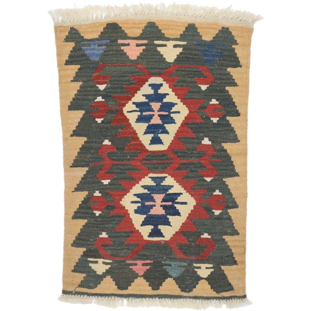 Vintage Persian Shiraz Kilim Rug - 01'11 X 02'10 For Sale - Image 9 of 9