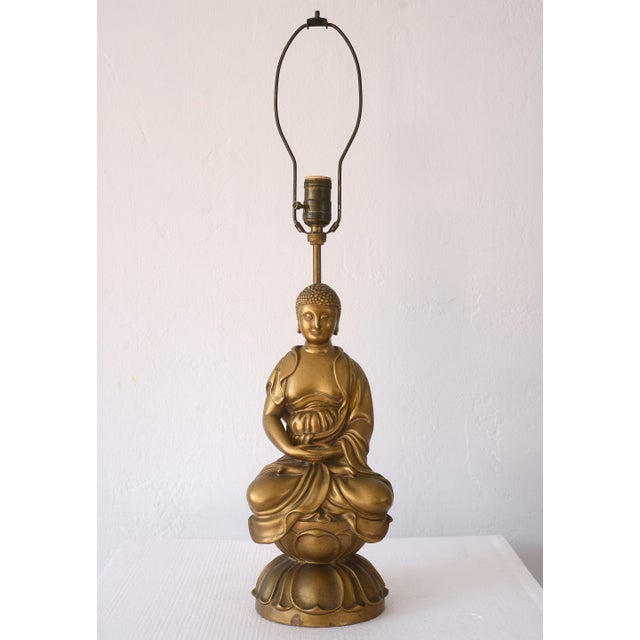 Chapman Manufacturing Company 1950s Hollywood Regency Gold Ceramic Lotus Flower Buddha Table Lamp For Sale - Image 4 of 17