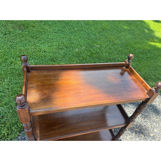 English Regency Mahogany Dumbwaiter, Circa 1840 For Sale In Philadelphia - Image 6 of 11