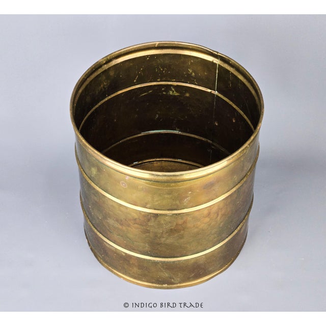 Large Hand Hammered Brass Planter This planter is made from solid brass and features hand hammered design. Great condition...