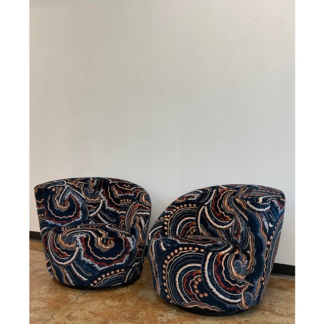 Mid-Century Modern 1980s Pair of Nautilus Swivel Chairs by Vladimir Kagan for Directional For Sale - Image 3 of 15