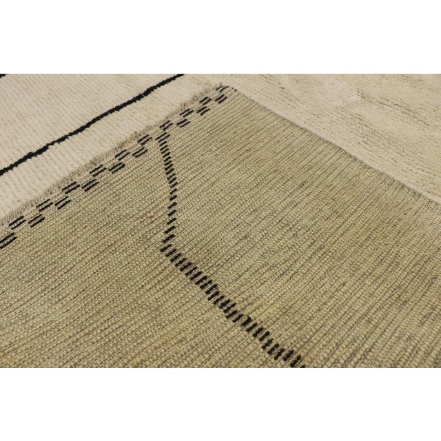 Early 21st Century Large Moroccan Style Area Rug - 10'00 X 13'09 For Sale - Image 5 of 9