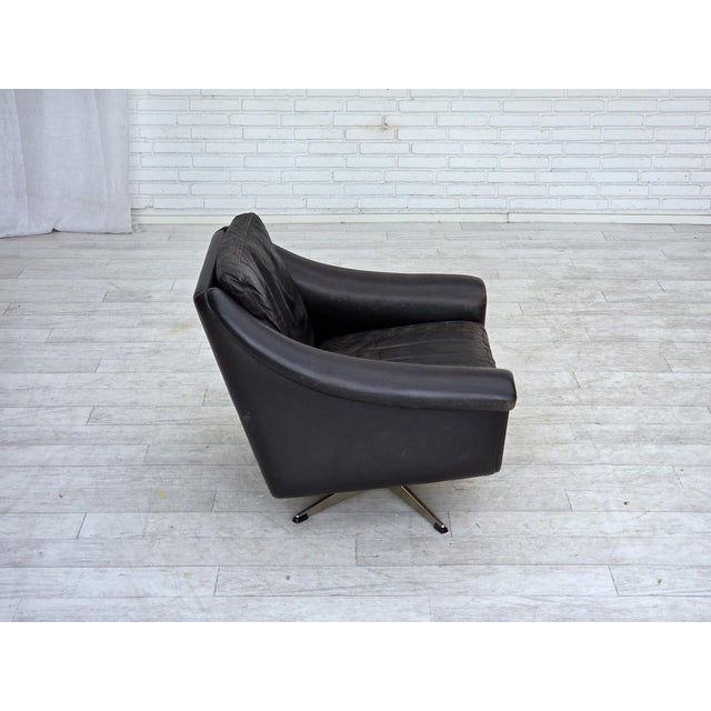 Danish Leather Swivel Armchair from Aage Christensen, 1960s For Sale - Image 10 of 18