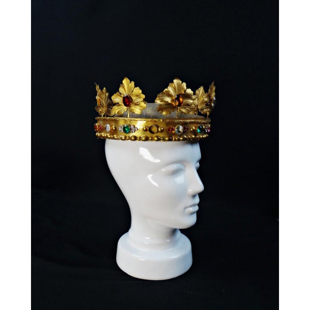 Large Crown of the Virgin in Gilded Brass and Colored Glass Cabochon, 19th Century For Sale - Image 9 of 17