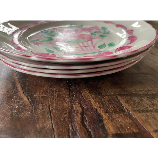 Early 19th Century Set of Four (4) Pink English Chanticleer Fondeville England 7 7/8” Plates For Sale - Image 9 of 9