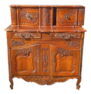 1900-1909 Beautiful French Carved Buffet/ Sideboard