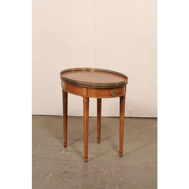 French Mid 20th Century French Classical Brass Wood Side Table For Sale - Image 3 of 11