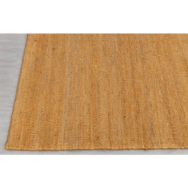 Textile Gold Solid Handwoven Premium Natural Jute Yarn Flatweave Rug 5x7 Ft. For Sale - Image 7 of 12