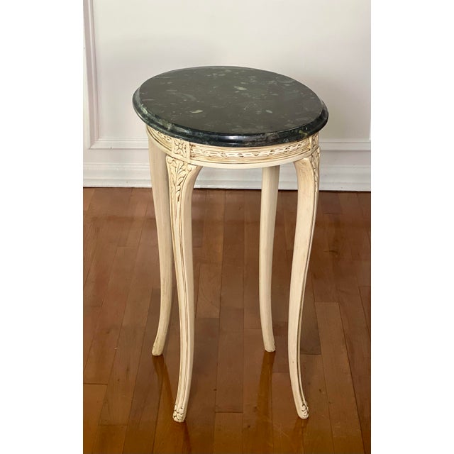 Mid 20th Century 20th Century Louis XV Style Cream Painted Marble Top Carved Oval Side Table For Sale - Image 5 of 9