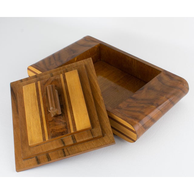 Brown Art Deco Wood Marquetry Geometric Skyscraper Box, circa 1930 For Sale - Image 8 of 12