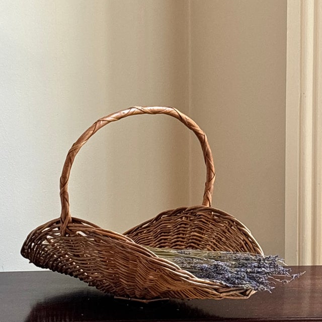 Farmhouse Small Mid-20th Century European Flower Gathering Basket For Sale - Image 3 of 12