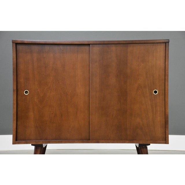 Wood 1950s Refinished Paul McCobb Planner Group Cabinet Credenza For Sale - Image 7 of 8