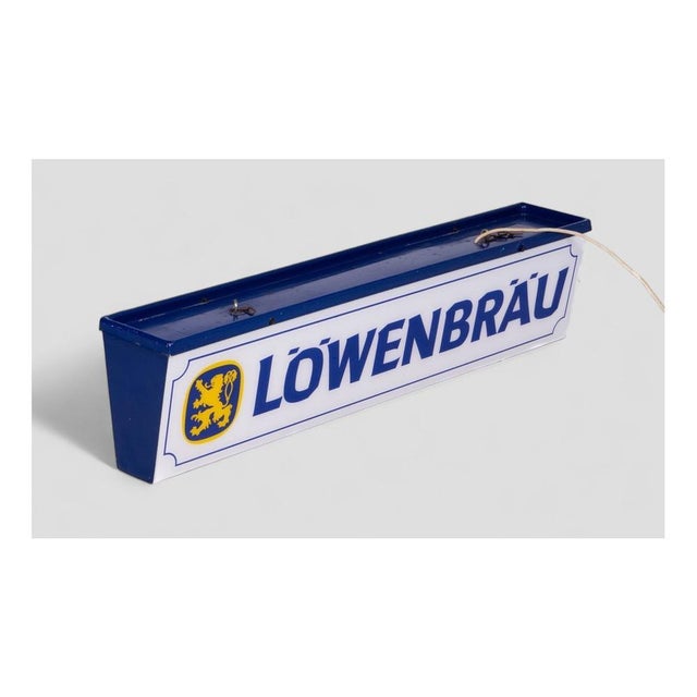 Vintage Beer Lighted Sign in Plastic and Iron from Löwenbräu For Sale - Image 4 of 5