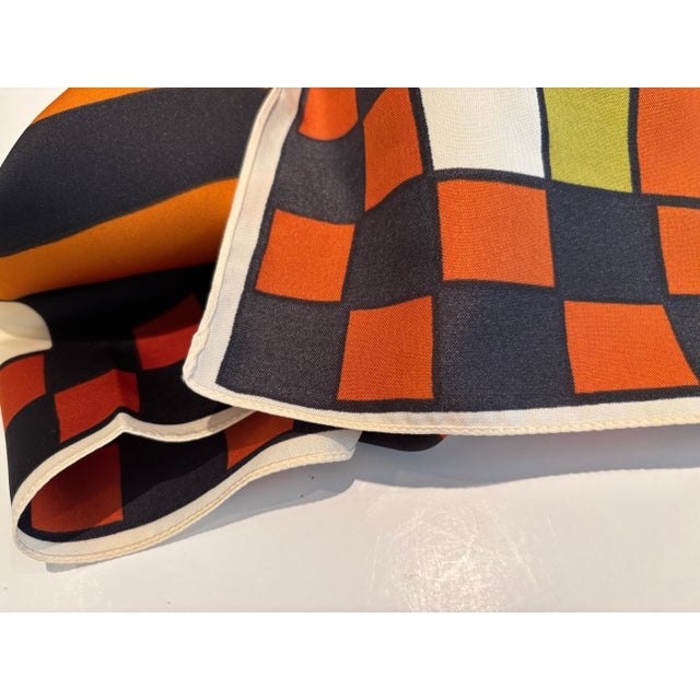 Bauhaus Vintage Frank Lloyd Wright Bauhaus Style Design Scarf For Sale - Image 3 of 11