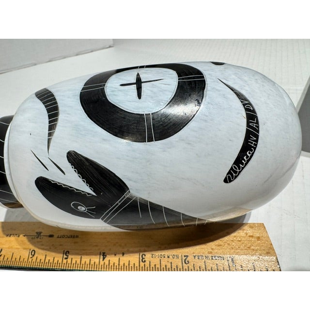 Ulrica Hydman-Vallien 1980s Signed Kosta Boda Caramba Vase by Ulrica Hydman-Vallien For Sale - Image 4 of 10