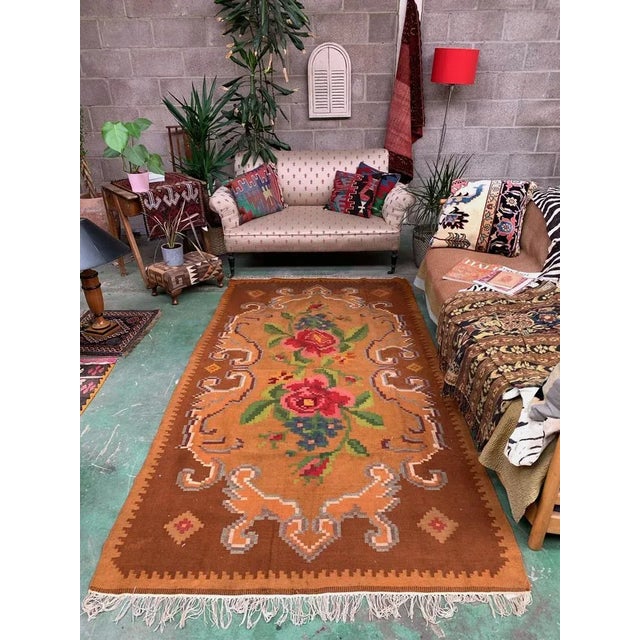 1960s Vintage Moldovan Kilim, very pretty with red roses. Usually woven by the migrant weavers from Balkans, these are...