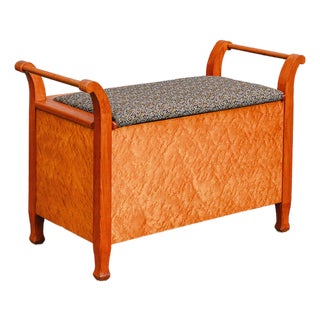 Art Nouveau Chest Bench in Cherry Wood and Bird's-Eye Maple, 20th Century For Sale