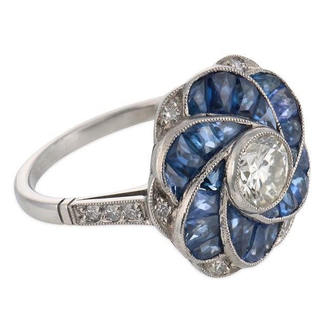 Art Deco Style Diamond Sapphire Platinum Ring, Size 6.5 For Sale - Image 4 of 6