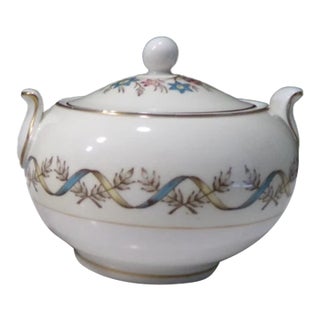 Vintage Wedgwood Sandringham Blue Sugar Bowl With Lid For Sale