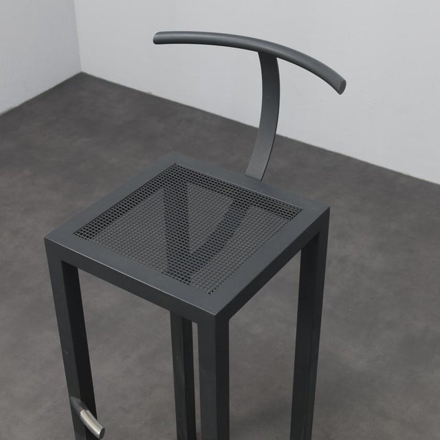 Gray Sarapis Bar Stools by Philippe Starck for Aleph Driade, Italy, 1986, Set of 2 For Sale - Image 8 of 11