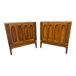 Mid-Century Modern Sculpted Walnut Nightstands For Sale