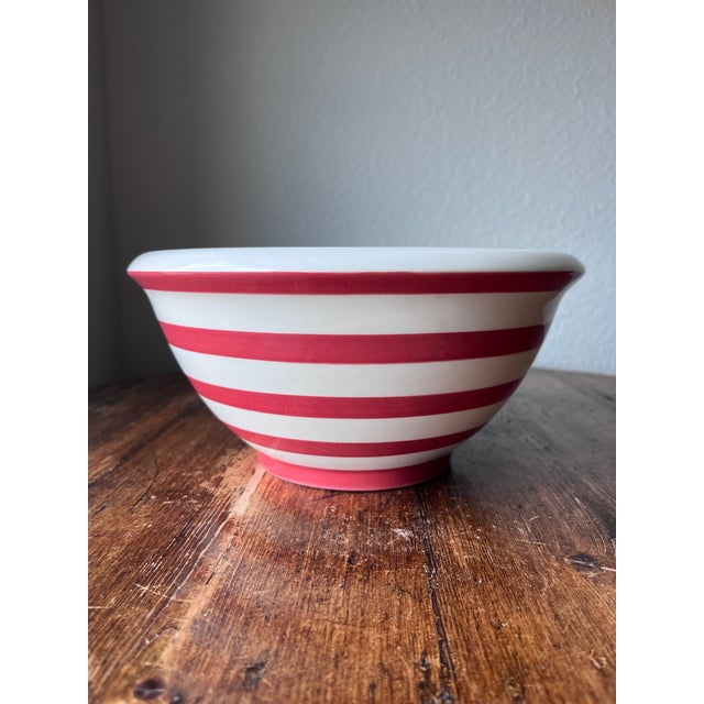 Terramoto Pottery San Francisco Red and White Striped Mixing Bowl 9.25” diameter and 4.5” height No chips nor cracks....