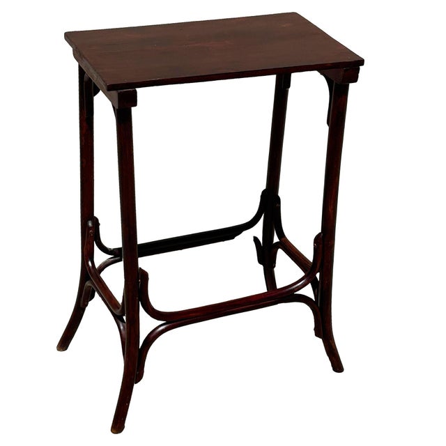 Antique Vienna Secession Bent Oak Side Table by Thonet No.012 For Sale - Image 4 of 7