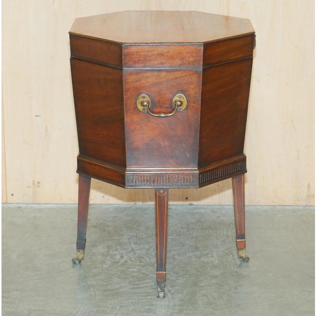 George III Hardwood Wine Cooler Cellarette, 1780s For Sale - Image 13 of 18