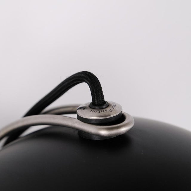 Metal Flowerpot VP8 Wall Lamp in Black by Verner Panton for &Tradition For Sale - Image 7 of 11