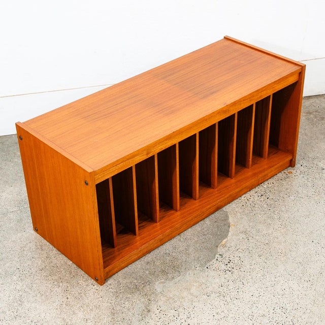 1960s Mid Century Modern Cabinet Audio Vinyl Storage Teak Lp Hifi Audiophile Vintage For Sale - Image 5 of 11