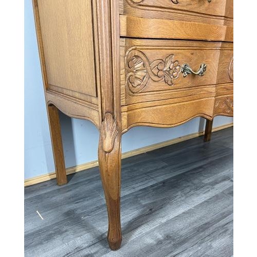 French Secretaire in Oak For Sale - Image 8 of 15