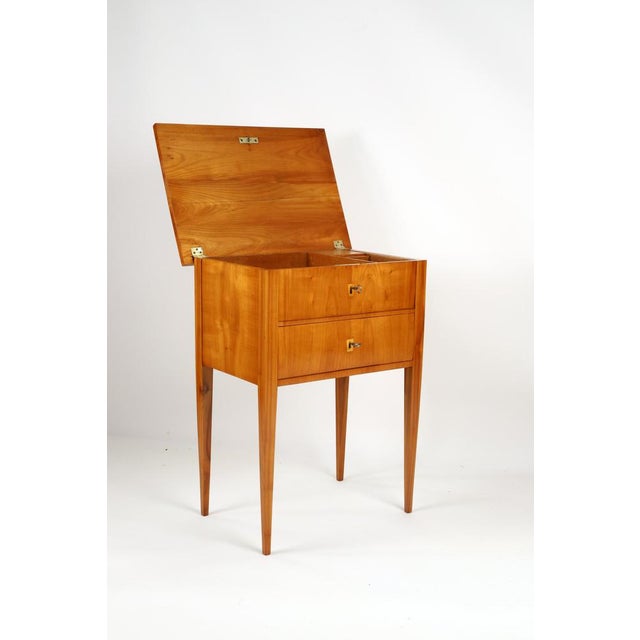 Antique Biedermeier Side Table in Cherry Wood, 1830 For Sale - Image 3 of 14