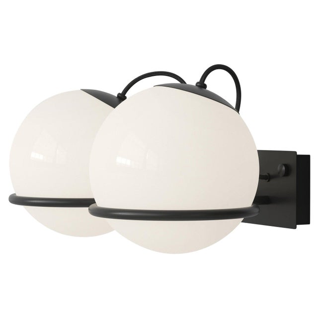Model 237/2 Wall Light in Opaline Glass and Aluminum by Gino Sarfatti For Sale - Image 13 of 13
